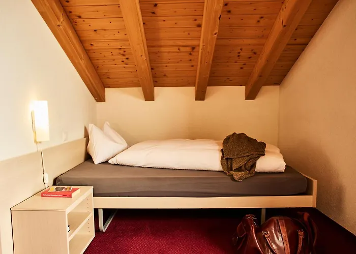 ゲストハウス Auszeit-hotel Z Aeschiried Aeschi Bei Spiez